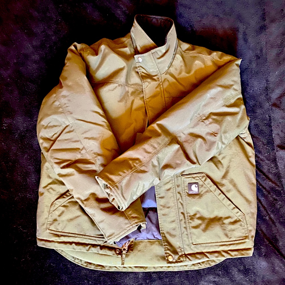 Men’s Carhartt Coat 💚